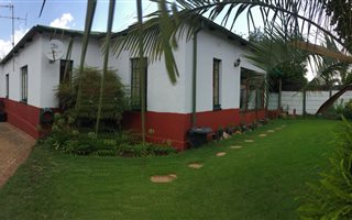 3 Bedroom House in Roodepoort North