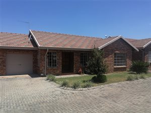 3 Bedroom Townhouse in Hutten Heights
