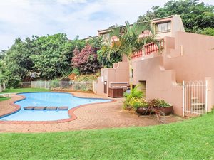 2 Bed Apartment in Port Edward