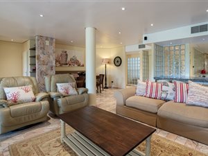 3 Bed Apartment in Uvongo