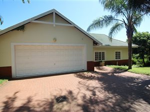 3 Bed Simplex in Mt Edgecombe Estate 1 & 2
