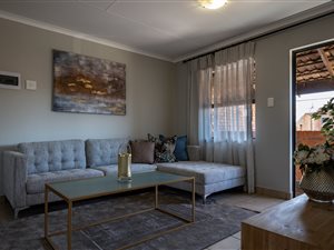 2 Bed Apartment in Diepkloof