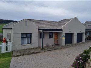 2 Bed Townhouse in Reebok