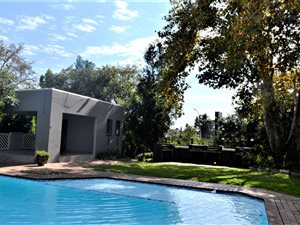 2 Bed Apartment in Craighall Park