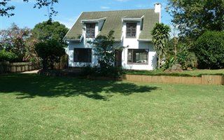 3 Bedroom Townhouse in Forest Hills
