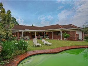 5 Bed Townhouse in Clifton Park