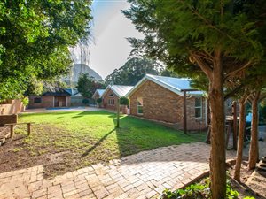 5 Bed House in Helderrand