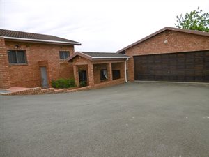 4 Bed House in Brackenham