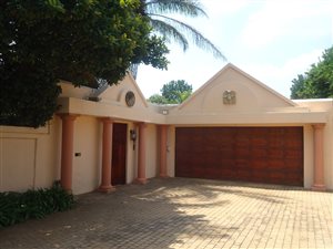 4 Bed House in Waterkloof Ridge