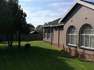 3 Bed House in Bonaero Park
