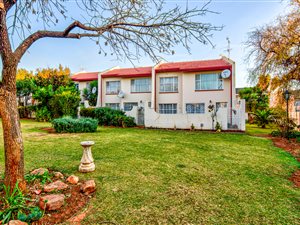 3 Bed Townhouse in Glen Marais