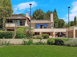5 Bed House in Hurlingham