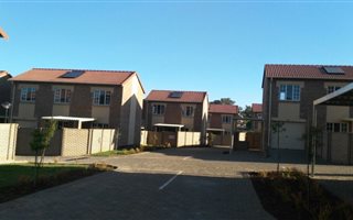 3 Bedroom Townhouse in Raslouw