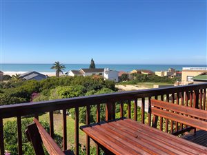3 Bed House in Paradise Beach