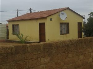 2 Bed House in Mabopane