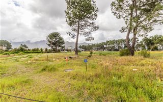 1760 m² Land available in Pearl Valley