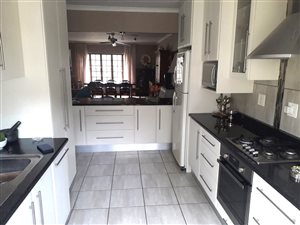 3 Bed Townhouse in Montrose