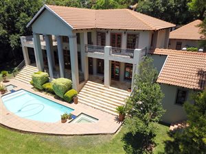 4 Bed House in Waterkloof
