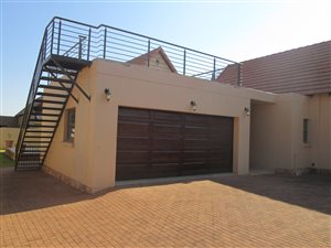 3 Bedroom House in Leloko