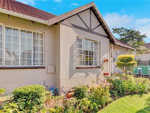 3 Bed Townhouse in Sundowner