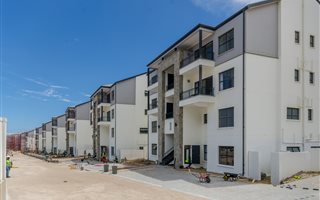 1 Bedroom Apartment in Paardevlei