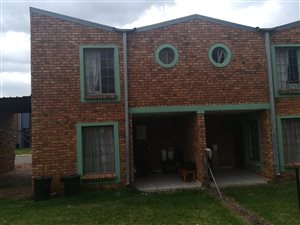 3 Bed Townhouse in Windmill Park
