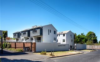 3 Bedroom House in Wynberg
