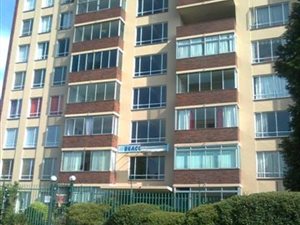 2 Bed Apartment in Clarendon