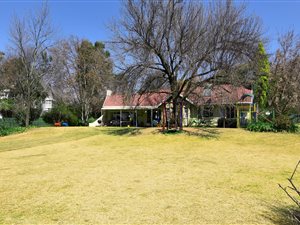 1990 m² Land available in Bryanston