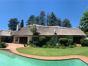 5 Bed House in Bryanston East