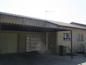 3 Bed Townhouse in Verwoerdpark