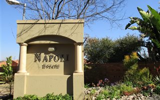 3 Bedroom Cluster in Douglasdale