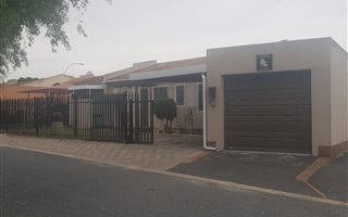 3 Bedroom House in Springbok Park