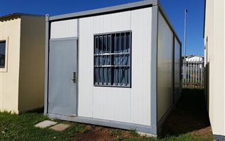 1 Bedroom House in Lansdowne