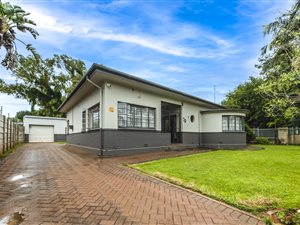 3 Bed House in Riviera