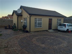 2 Bed House in Bram Fisherville