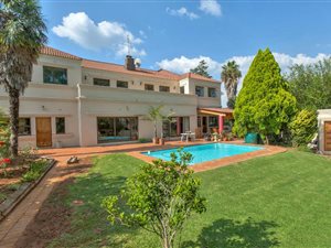 8 Bed House in Bruma