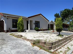 4 Bed House in Silver Oaks
