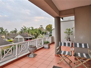 3 Bed Duplex in Kloof