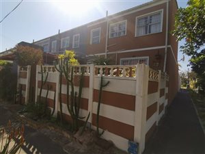 3 Bed Duplex in Groenvallei