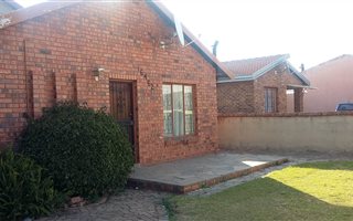 3 Bedroom House in Daveyton