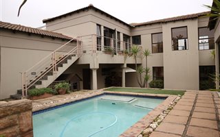 4 Bedroom House in Blouberg Sands