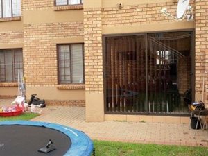 2 Bed Townhouse in Monavoni