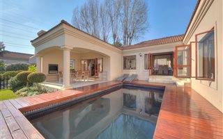 4 Bedroom House in Dainfern Ridge