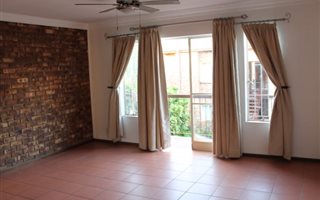 3 Bedroom Apartment in Hennopspark