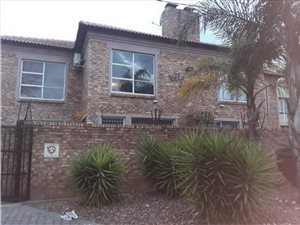 2 Bed Townhouse in Nimrod Park