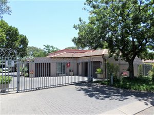 3 Bedroom Townhouse in Waterkloof Glen