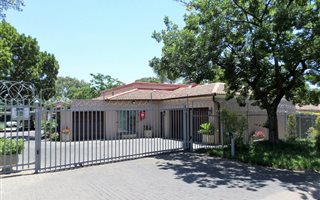 3 Bedroom Townhouse in Waterkloof Glen