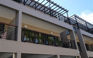 2 Bedroom Apartment in Desainagar