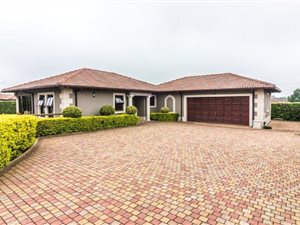 3 Bed Townhouse in Plantations